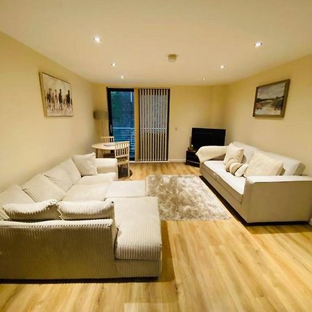 Liverpool City Centre Modern Apartment Fits 6 People Exterior photo