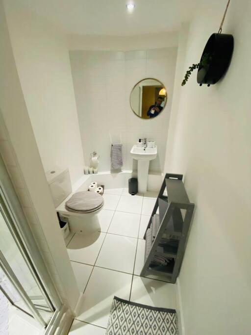 Liverpool City Centre Modern Apartment Fits 6 People Exterior photo